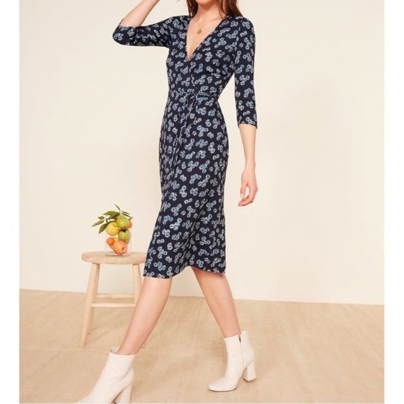 Reformation Dresses & Skirts - Reformation floral navy Wrap midi Dress